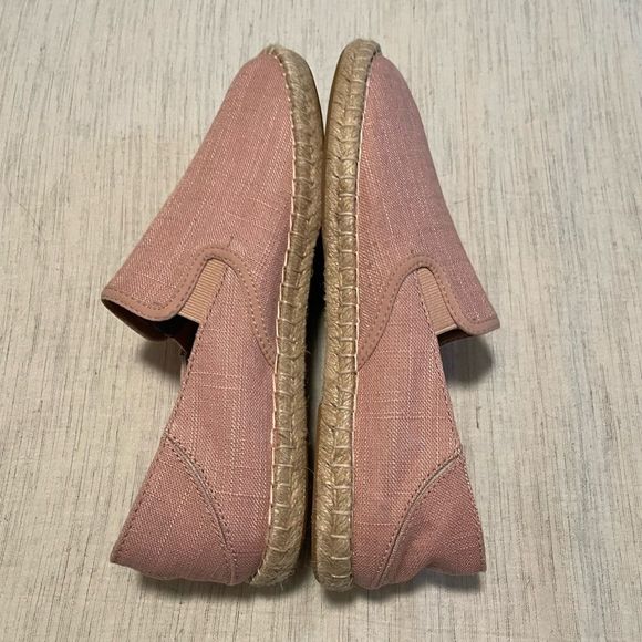 Olukai - Picture 2 of 7